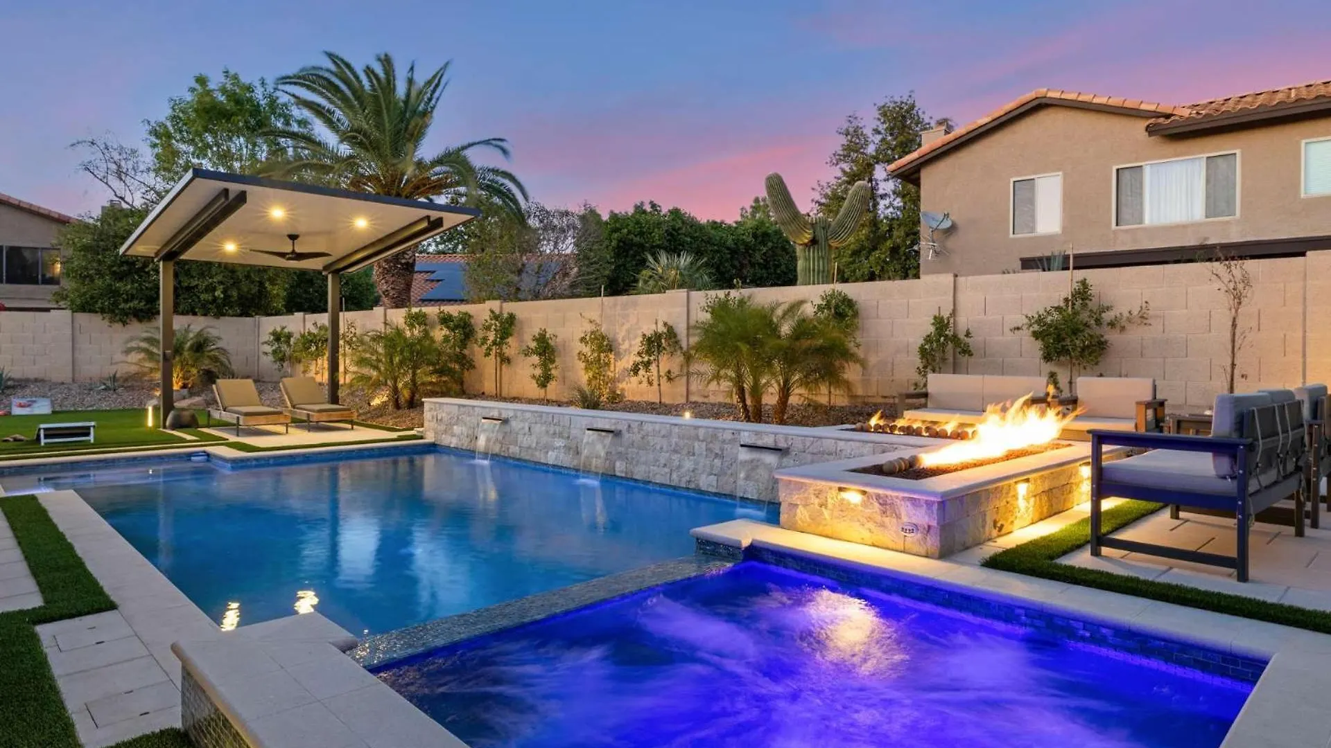 Backyard Bliss - Firepit Putt Play Pool & Spa Phoenix 0*,