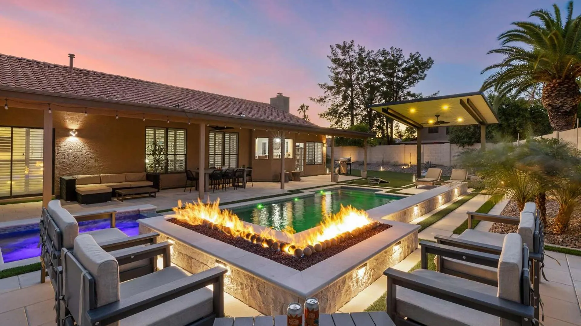 Backyard Bliss - Firepit Putt Play Pool & Spa Phoenix