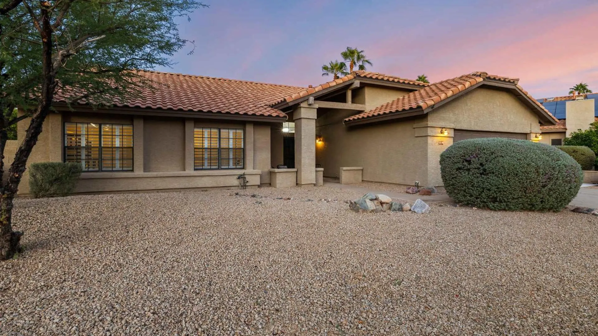 Backyard Bliss - Firepit Putt Play Pool & Spa Phoenix 0*,  Stati Uniti